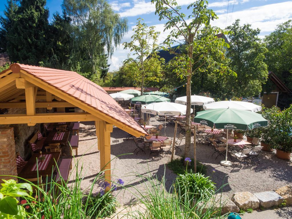 Gasthof Zum Goldenen Kreuz Wilhelmsdorf  Exterior photo